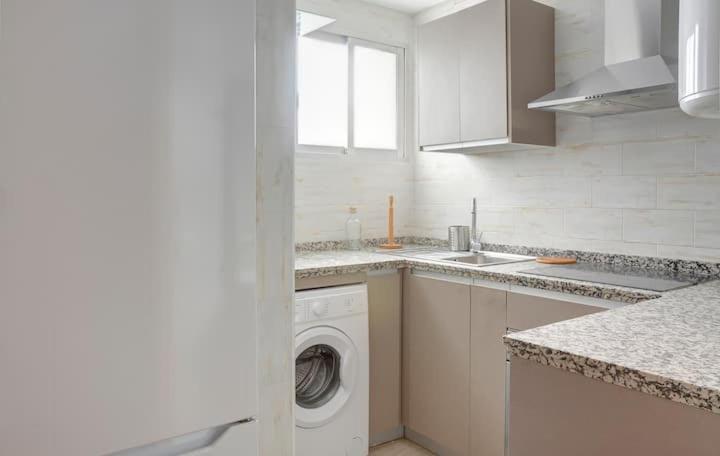 Apartamento Amplio Sevilla Bagian luar foto